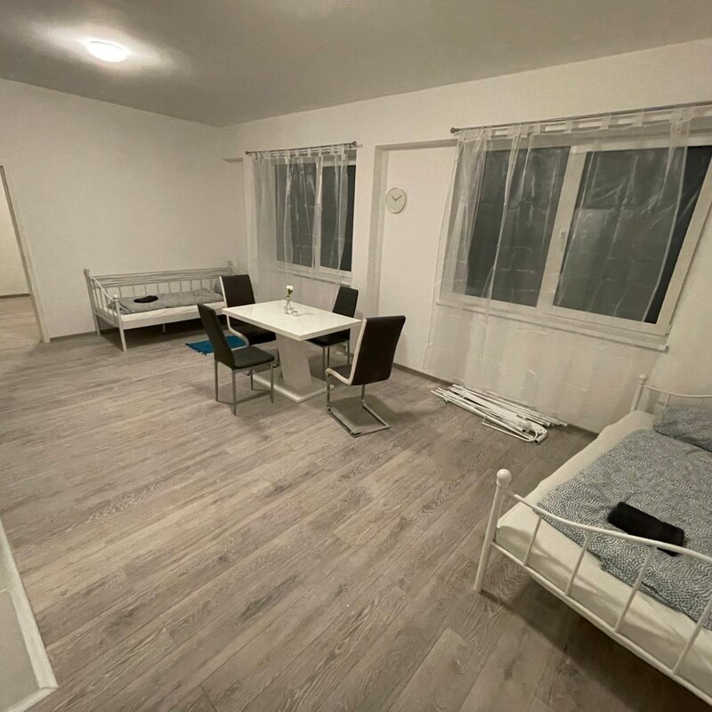 Erste Schlafzimmer 