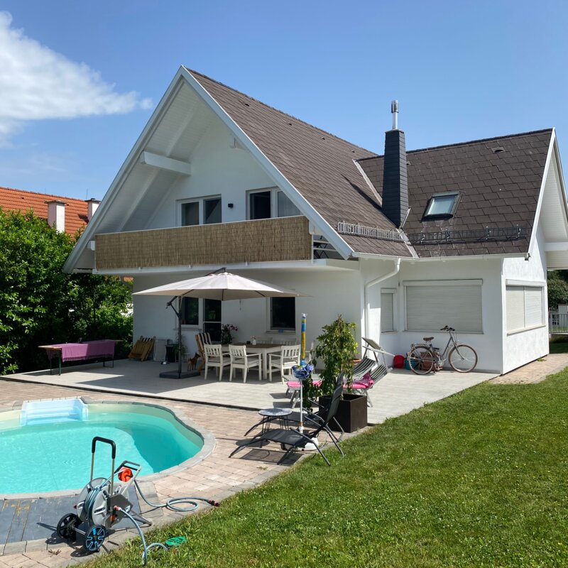 Freistehendes Haus mit Pool & Terrasse – Kurzzeitmiete Hornstein, Wohnen auf Zeit für 1 bis 6 Monate