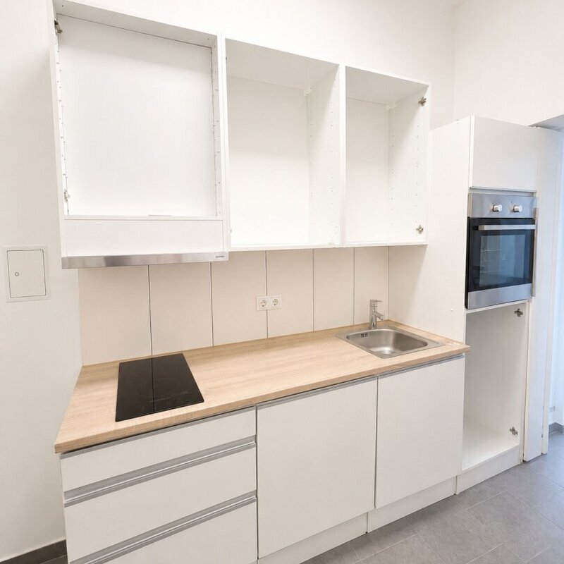 Functional kitchen with everything needed for everyday living.