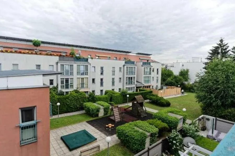 Der Blick aus der Wohnung ug 