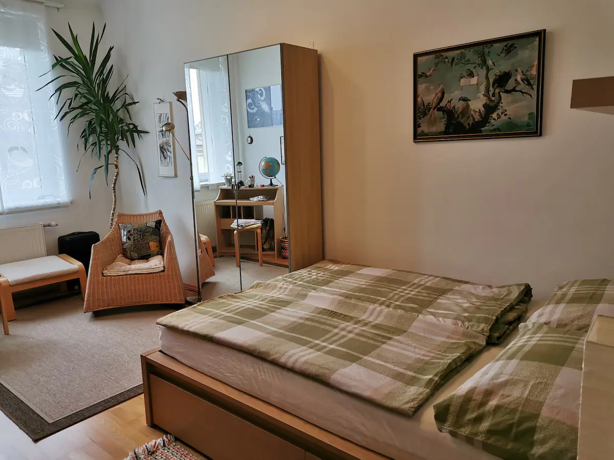 Schlafzimmer 1 Bild 2