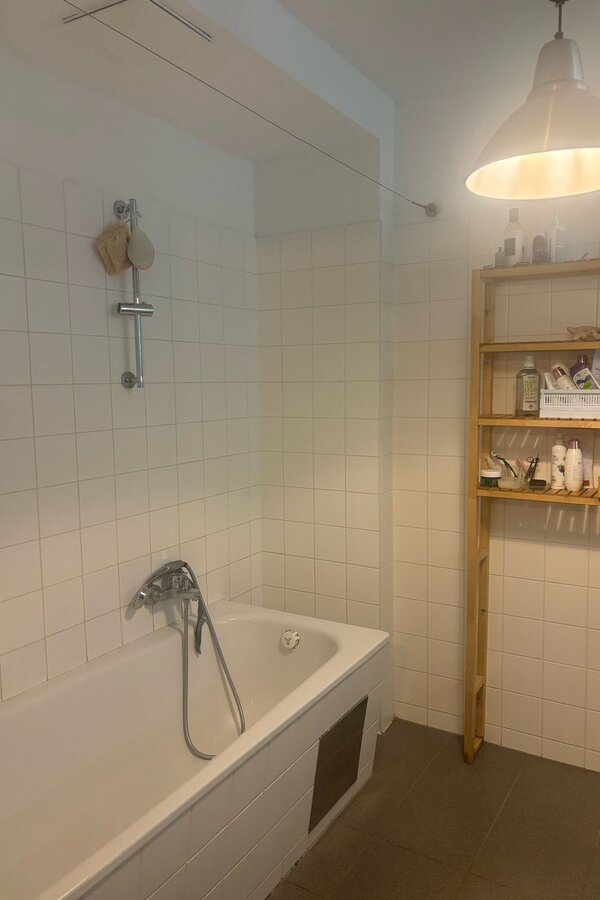 SHARED BATHROOM