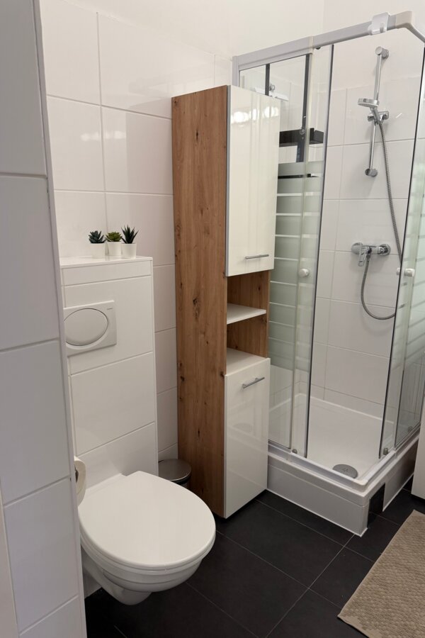 Heisl und Dusche