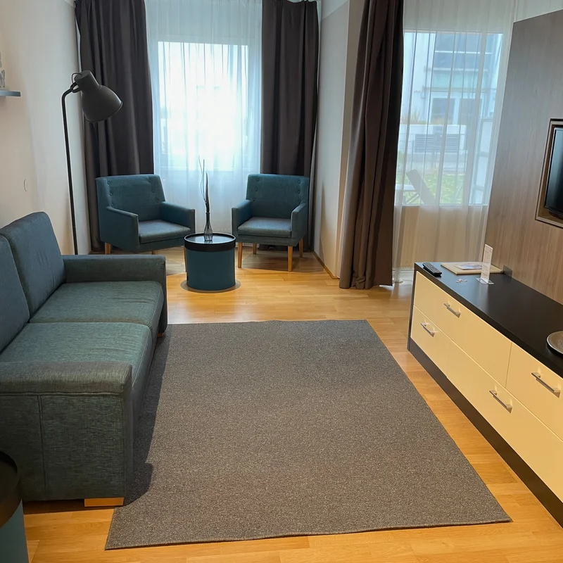 Nette Wohnung mit Eigengarten