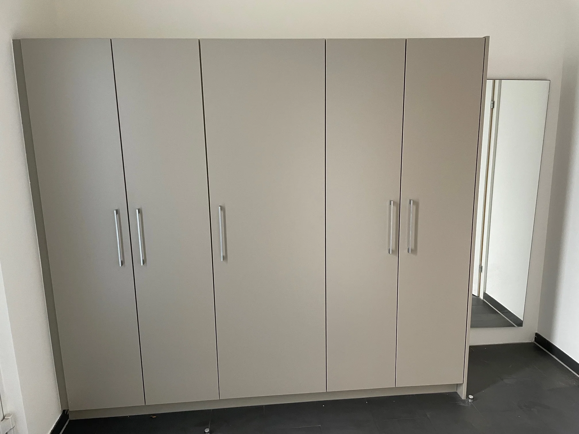 Schränke im Vorraum