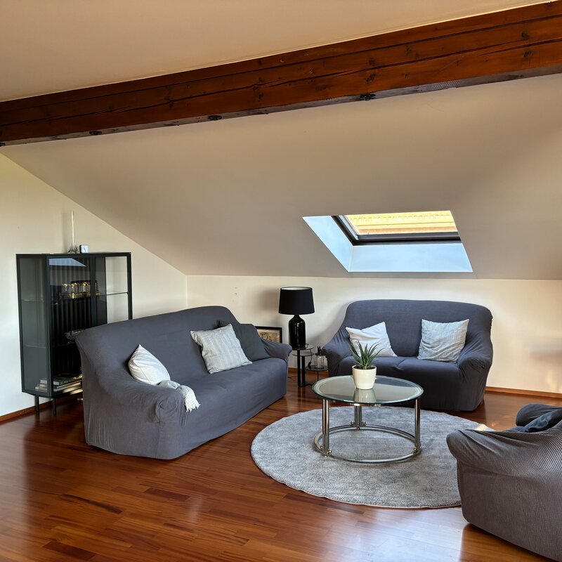 Comfortable seating on the 1st floor