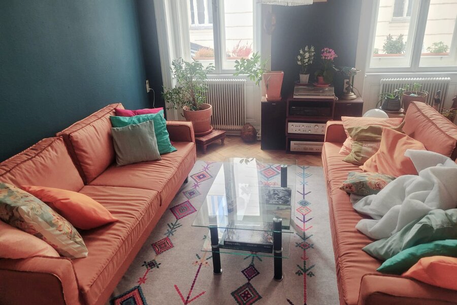 Wohnzimmer mit Sofas | © Elisabeth Zinschitz