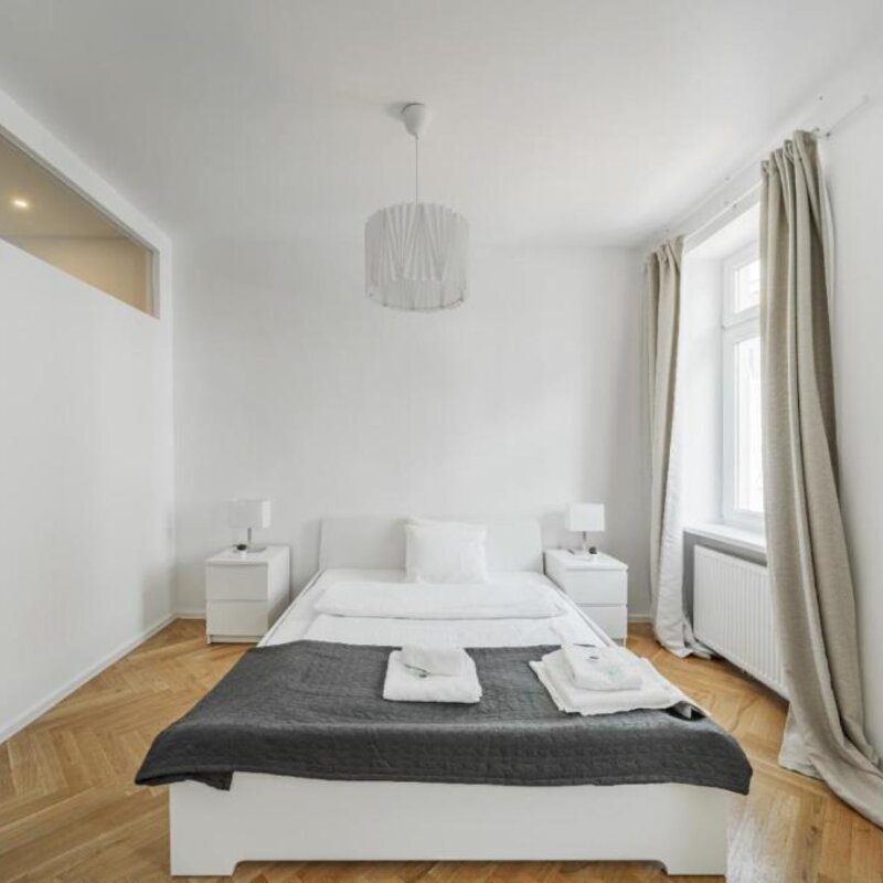 Bright, modern 1-room apartment for short-term rental – temporary housing in Vienna for 1 to 6 months.