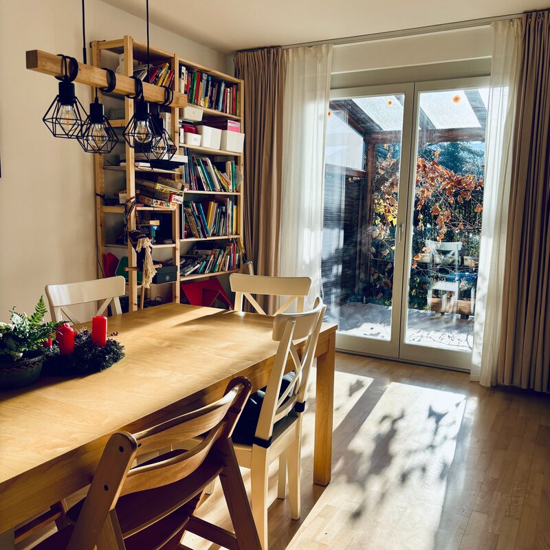 Sonnensegel für Terrasse verfügbar