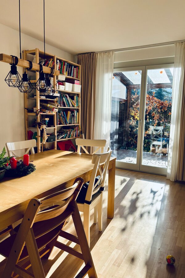 Sonnensegel für Terrasse verfügbar