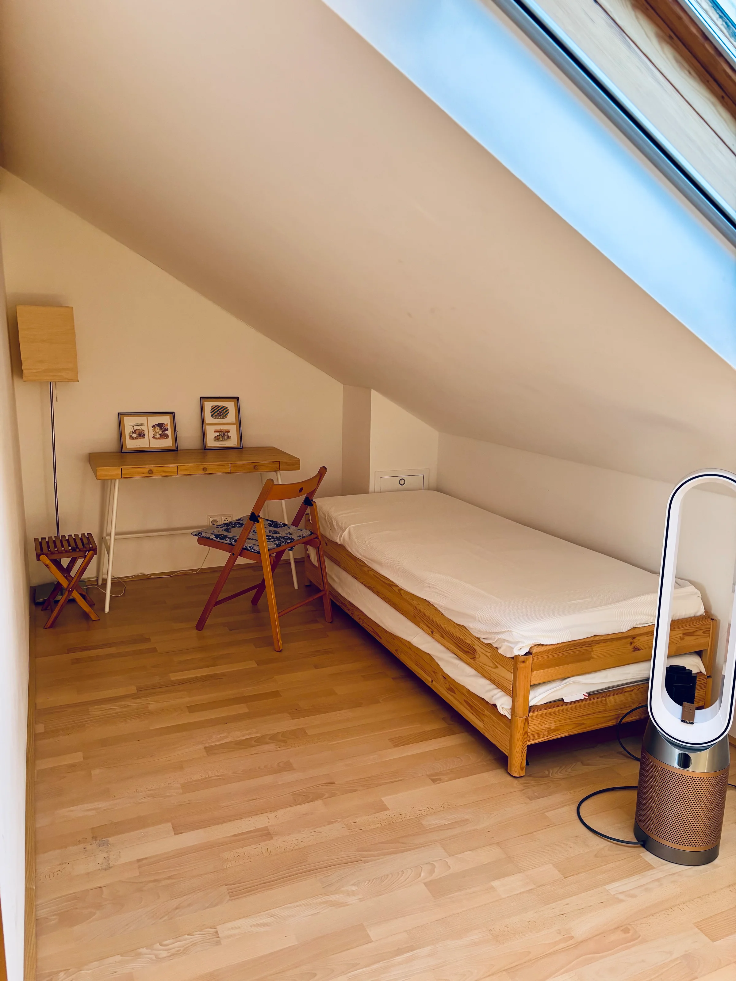 2 Gästebetten übereinandergestellt