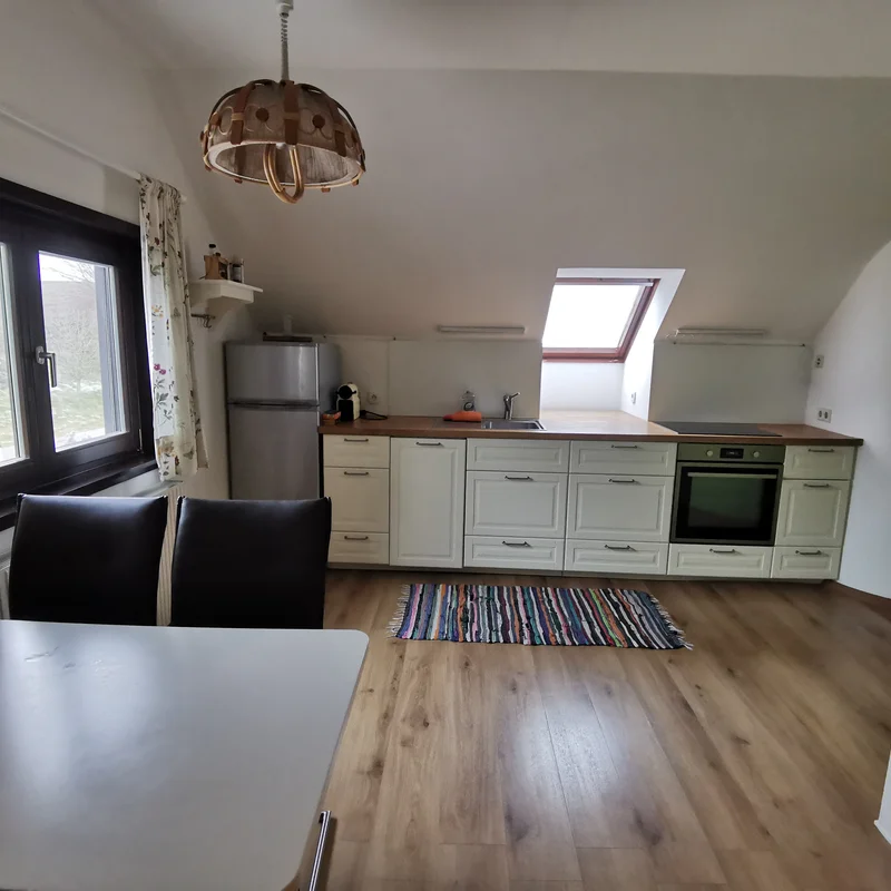 Küche inkl. Essbereich