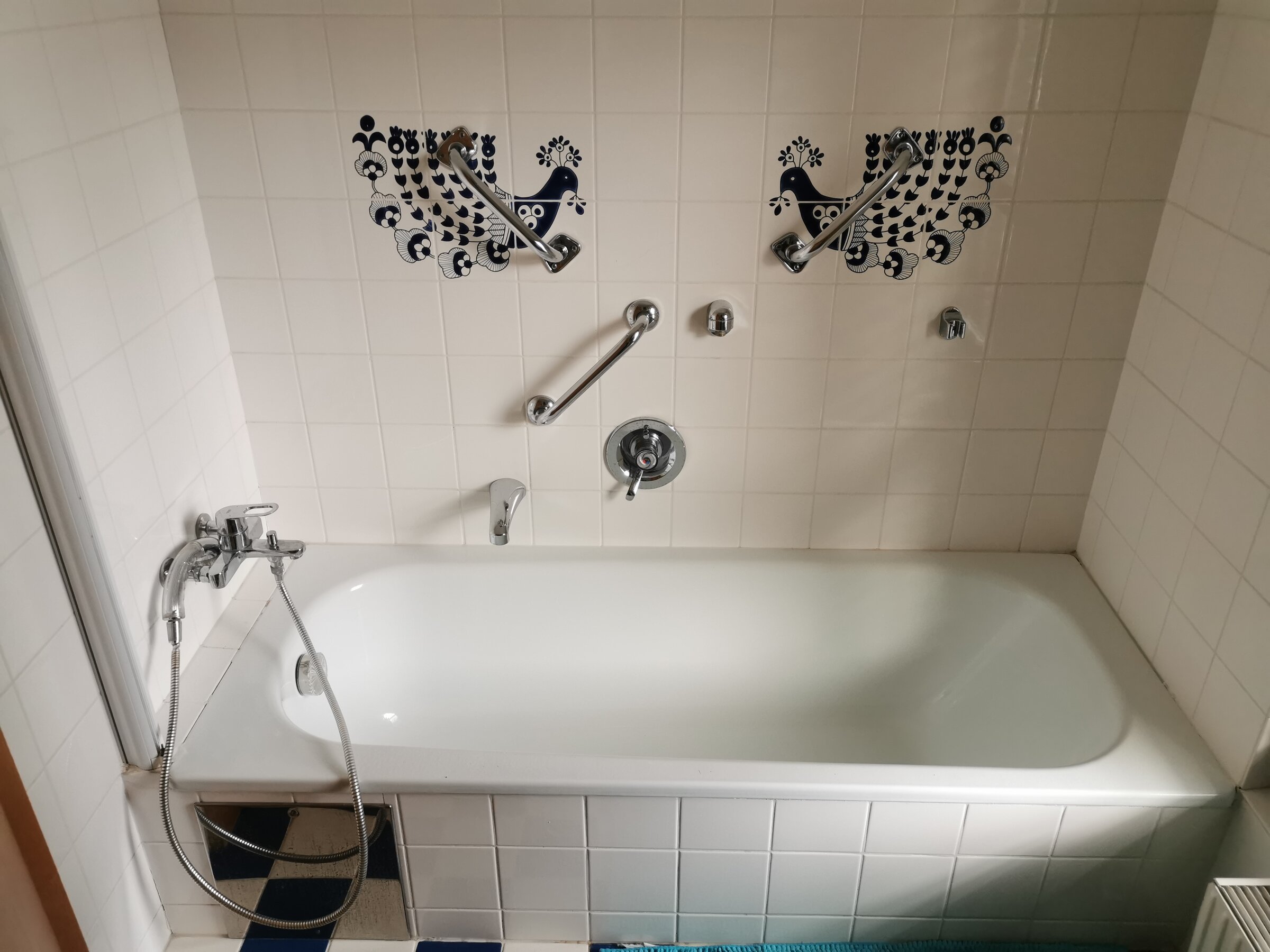 Bathtub