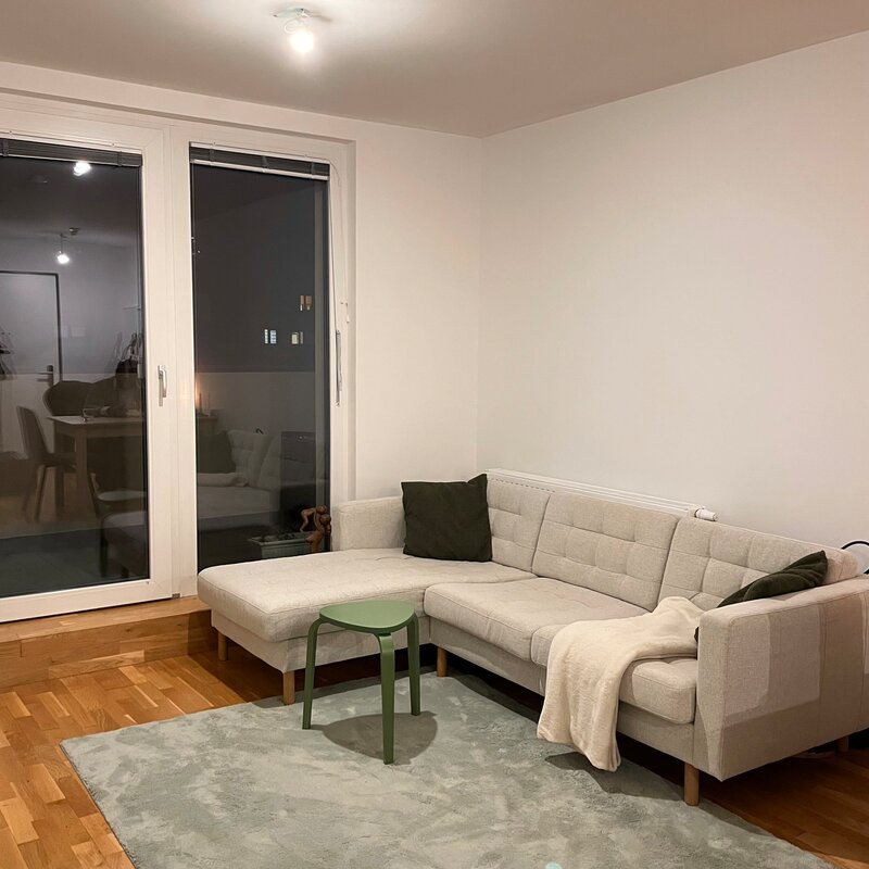 Wohnzimmer mit Couch