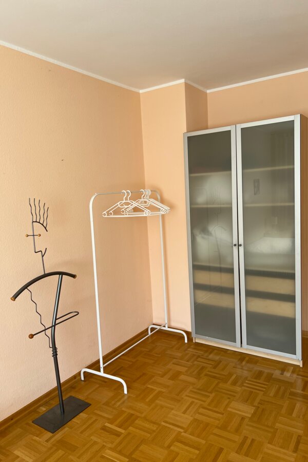 Schlafzimmer 1