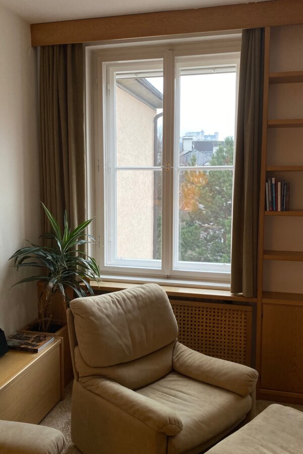 Wohnzimmer mit Festungsblick