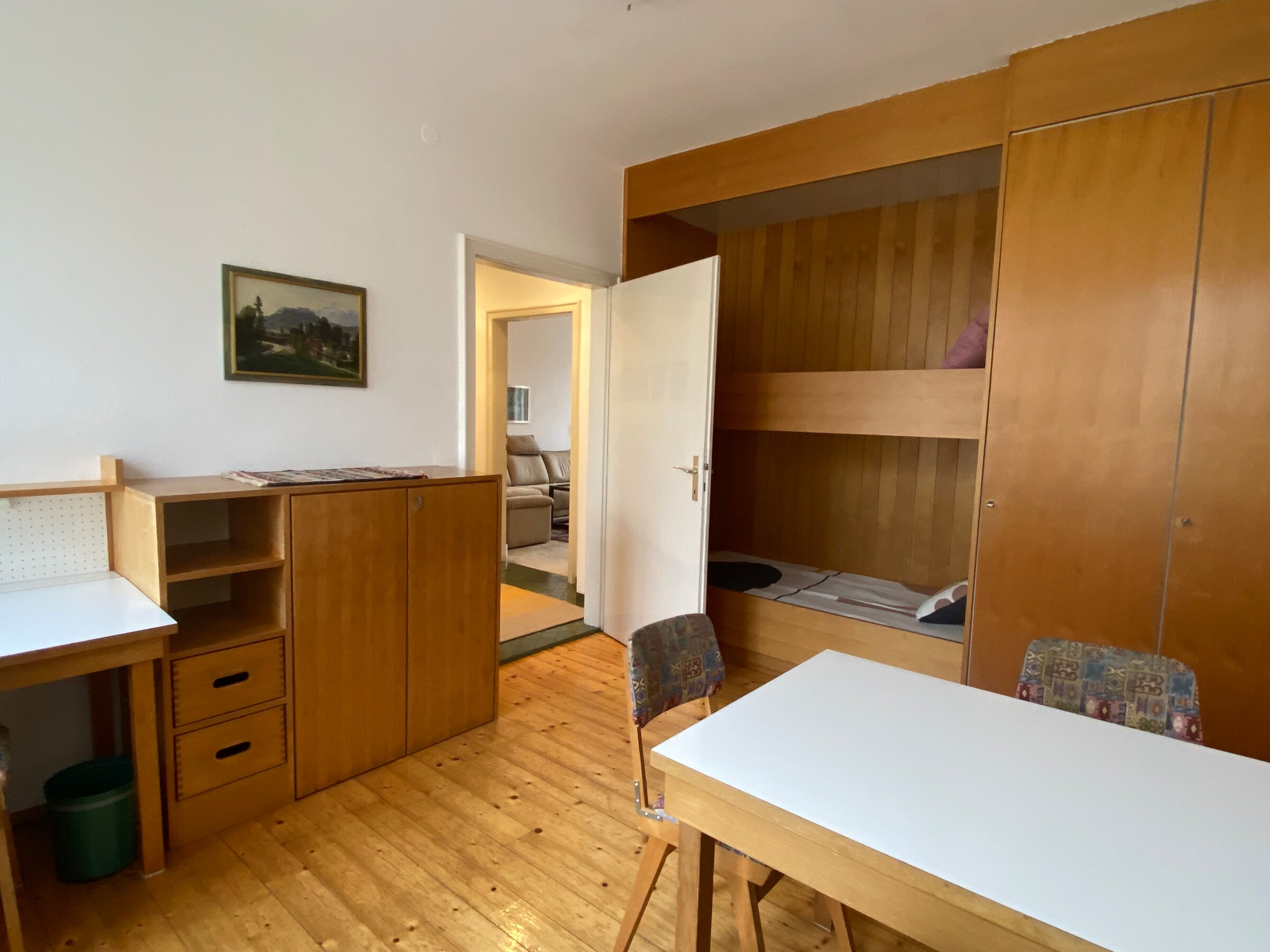 Studienzimmer mit Einzelbett