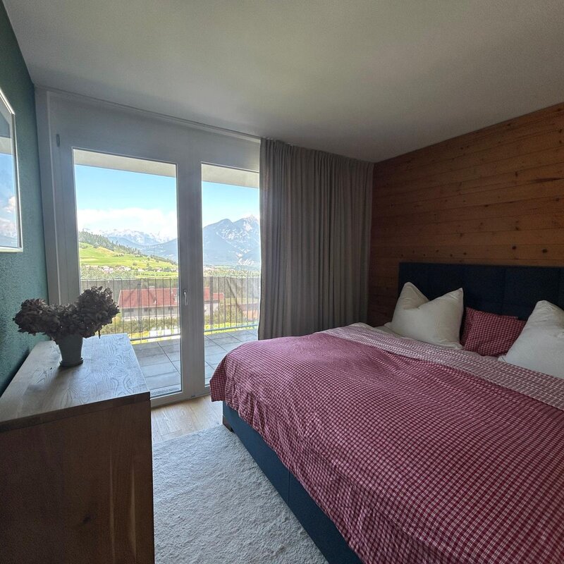 Schlafzimmer 2 mit Blick nach Norden