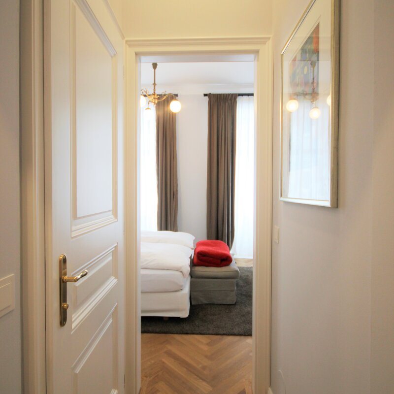 Blick ins Schlafzimmer 