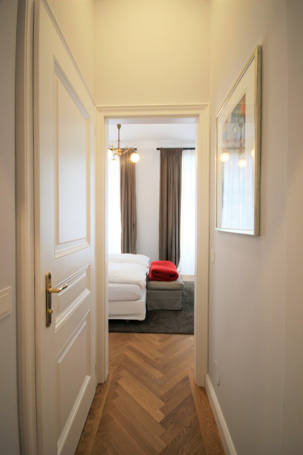 Blick ins Schlafzimmer 