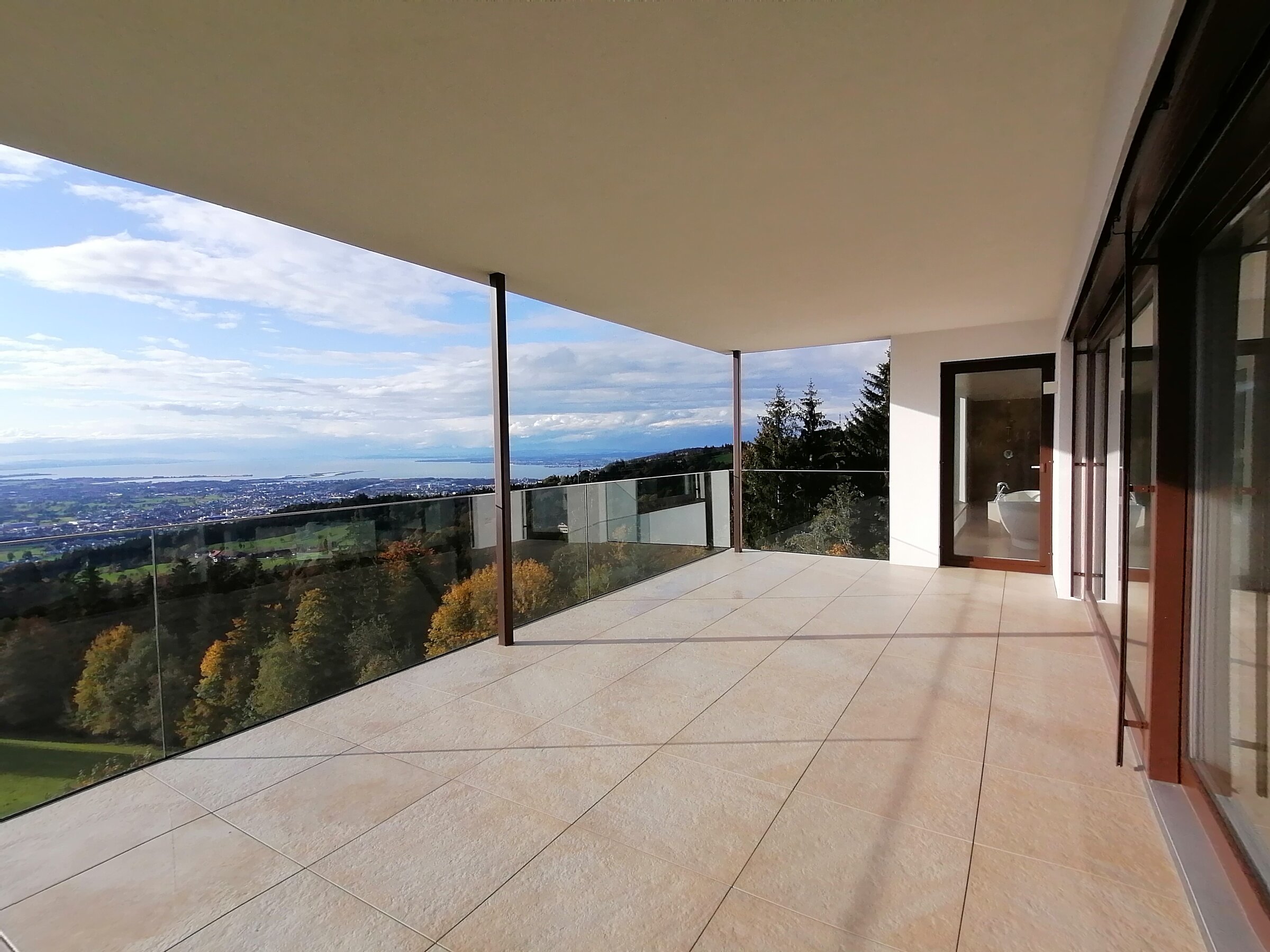Balkon mit Blick nach Nord-Westen | © Isabel Pfanner