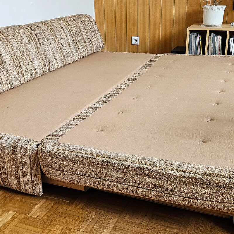 Joka-Couch ausziebar