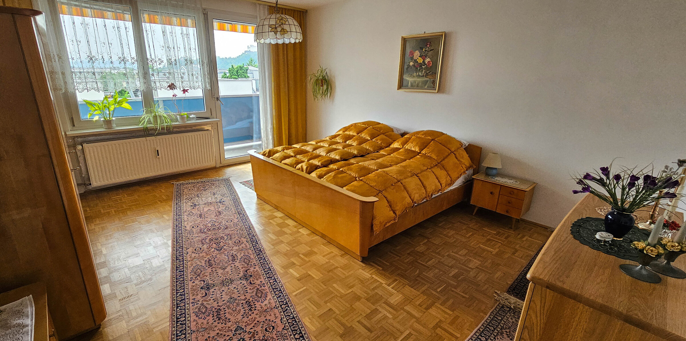 Schlafzimmer, Ehebett trennbar 