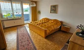 Schlafzimmer, Ehebett trennbar 