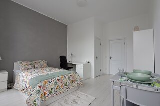 Furnished studio apartment with bed & desk – short-term rental Vienna, temporary housing for 1 to 6 months