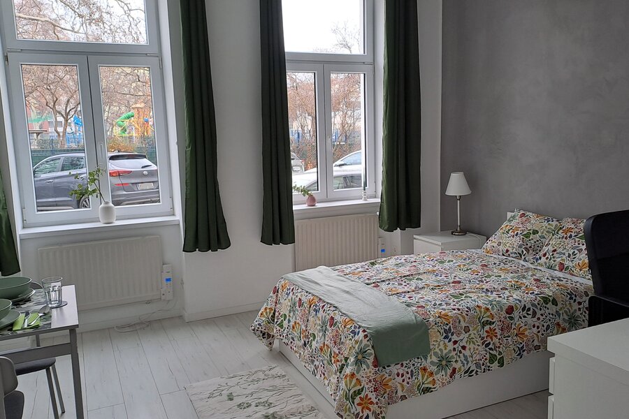 Living / sleeping room