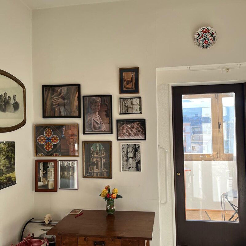 Küche mit Blick auf Loggia