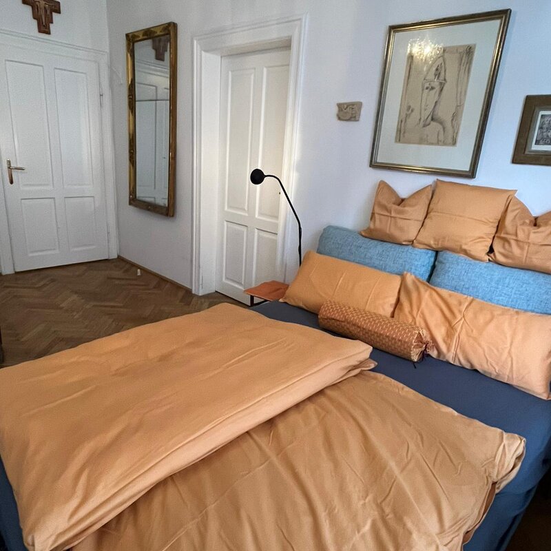 Ankleidespiegel im Schlafzimmer 