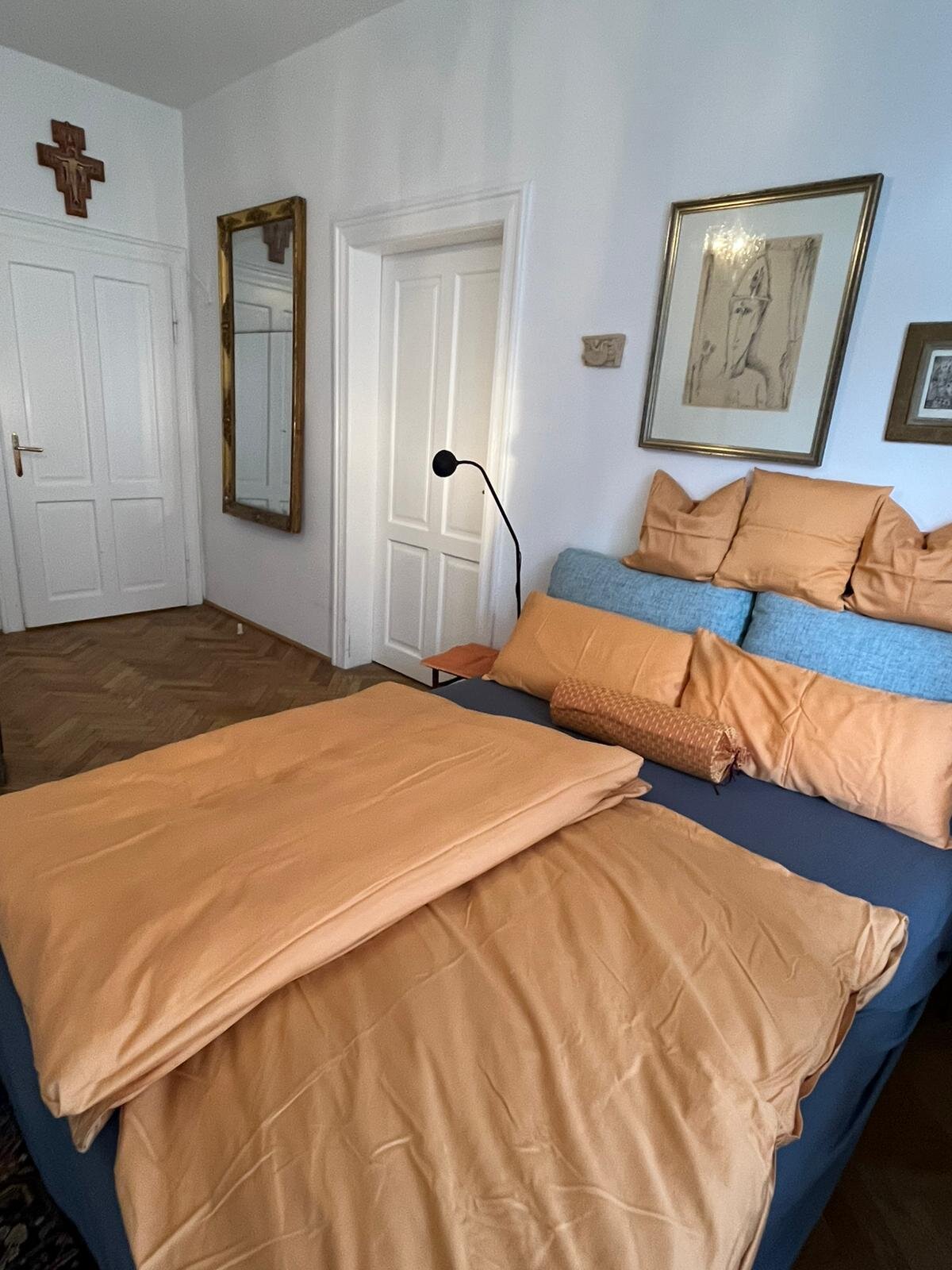 Ankleidespiegel im Schlafzimmer 