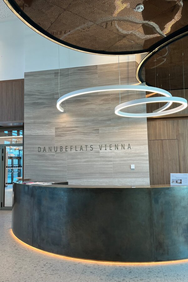 Lobby entrance groundfloor