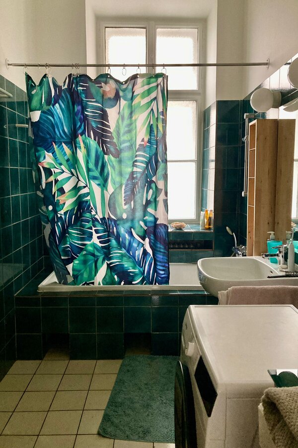 Bad, extra Raum mit WC