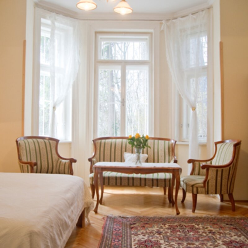 Biedermeier furniture in the livingroom