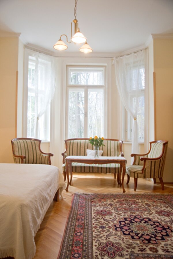 Biedermeier furniture in the livingroom