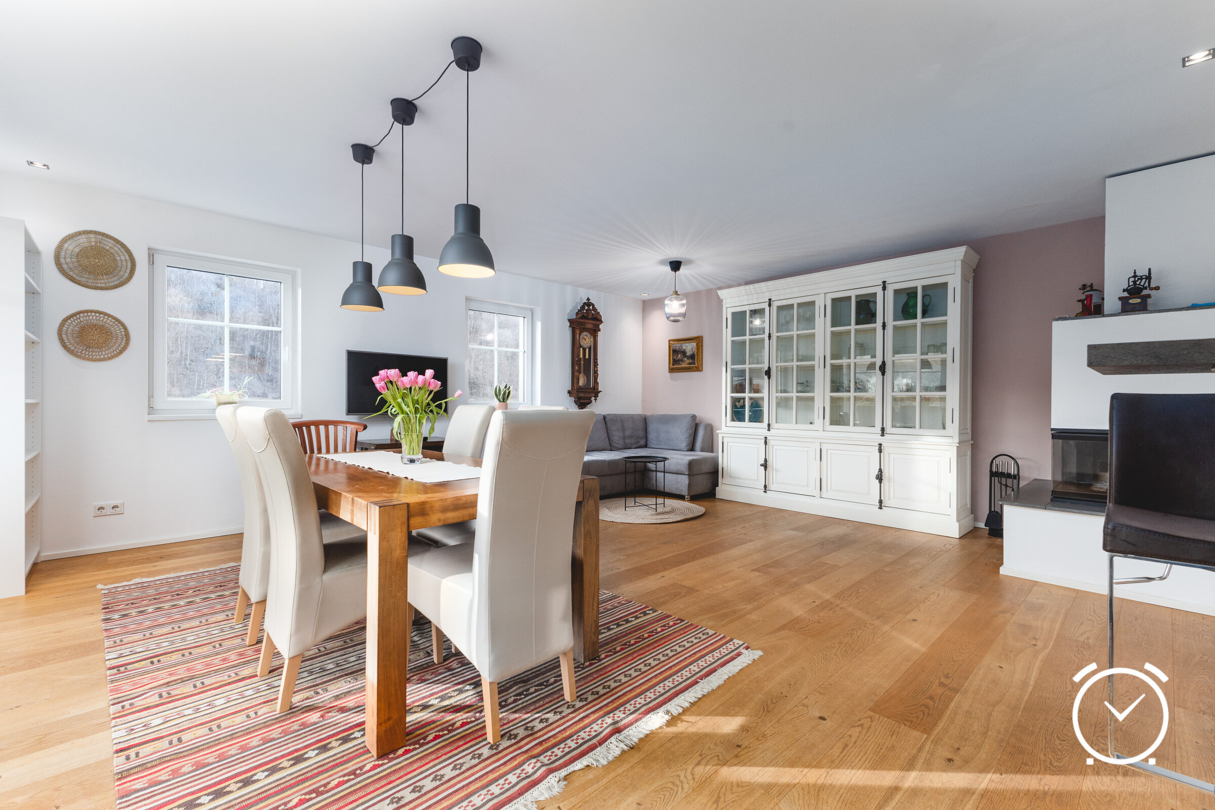 Living and dining area