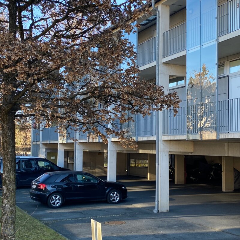 Stellplatz überdacht (innen)