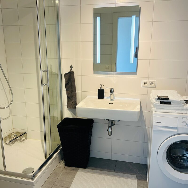 Bad mit Toilette 