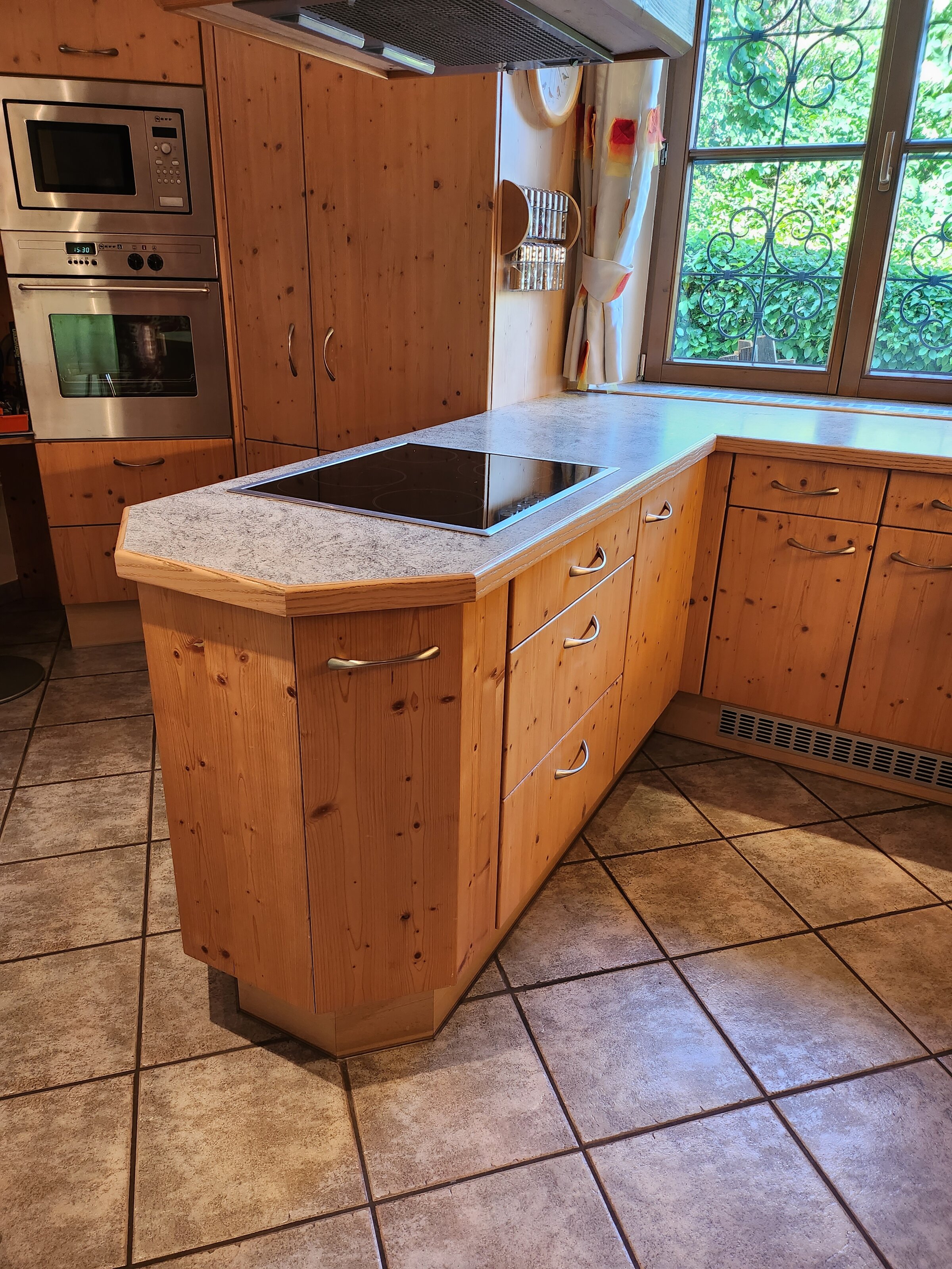 kitchen with gardenview