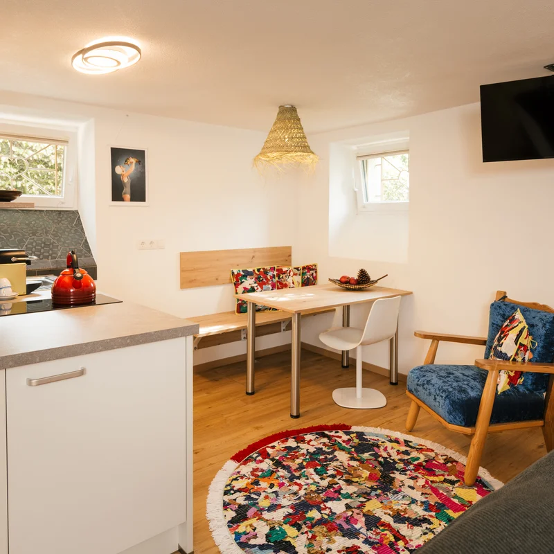 Dining and Working area | © villa marwa