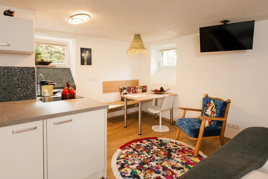 Dining and Working area | © villa marwa