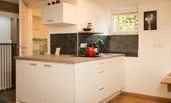 kitchen with window | © villamarwa