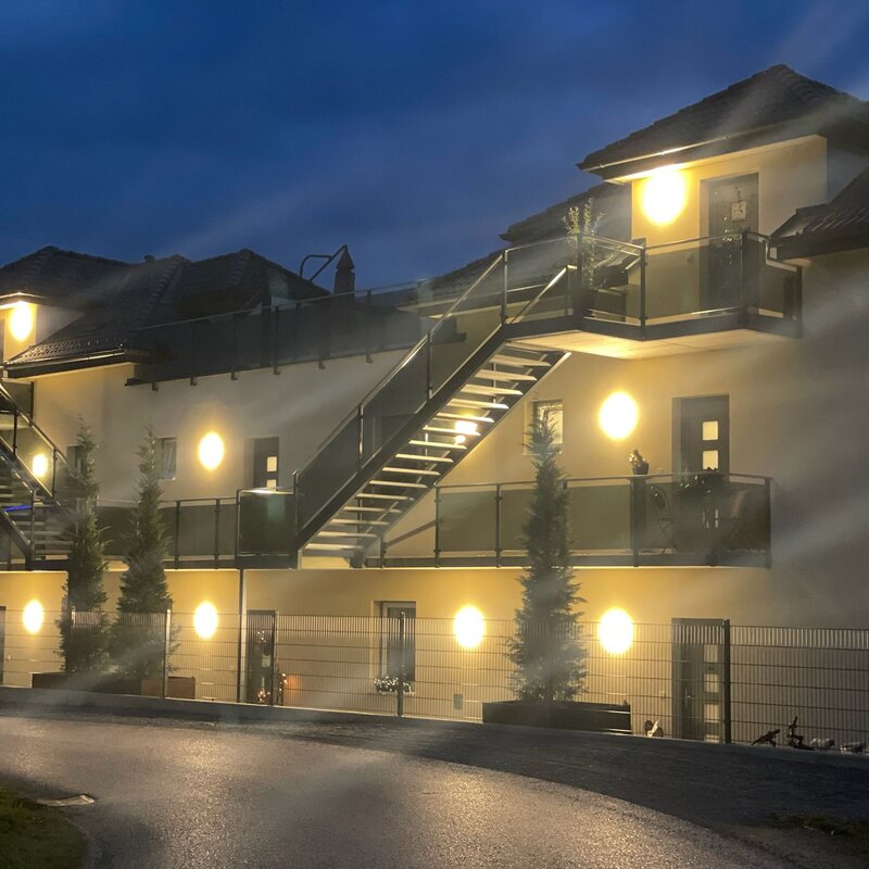 Illuminated building with balcony – 1-room apt for short-term rental, temporary housing for 1 to 6 months, Wagersbach