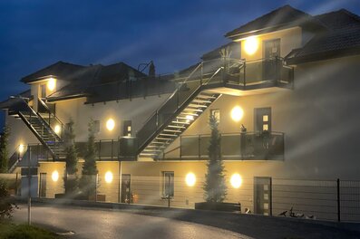 Illuminated building with balcony – 1-room apt for short-term rental, temporary housing for 1 to 6 months, Wagersbach