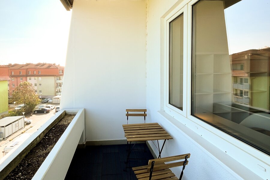 6 sqm loggia, private and secluded, perfect for sunbathing in peace and privacy | © Gerald Scharf