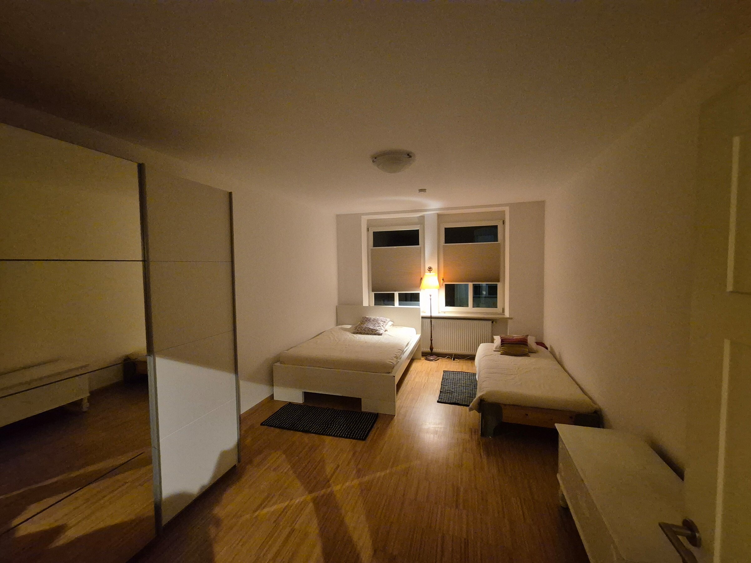 Schlafen 1, Doppelbett + Zusatzbett