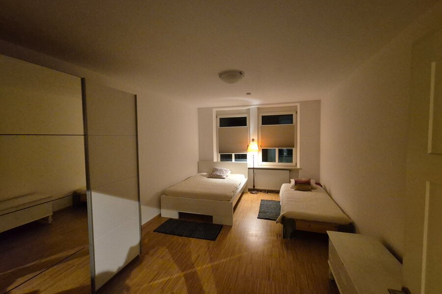 Schlafen 1, Doppelbett + Zusatzbett