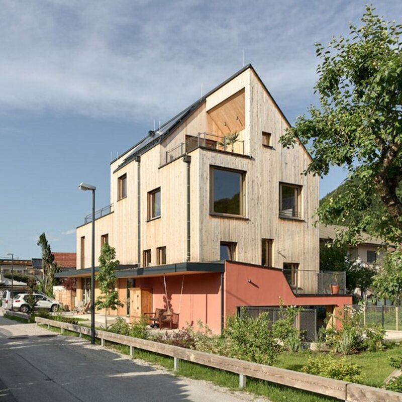 Modern wooden house with garden – short-term rental & temporary housing for 1 to 6 months in Salzburg